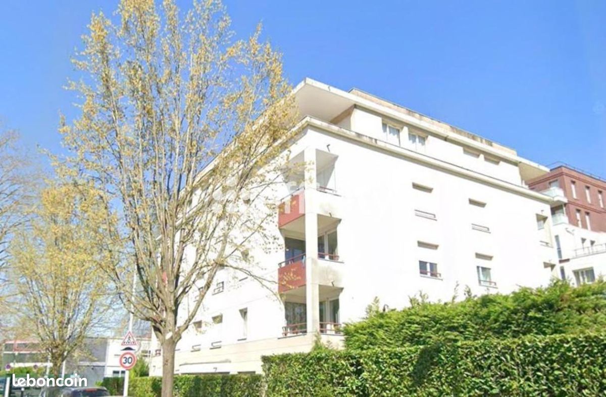 Appartement 4 pièces 77 m² · à Orly · 77 m² · 240 000 €