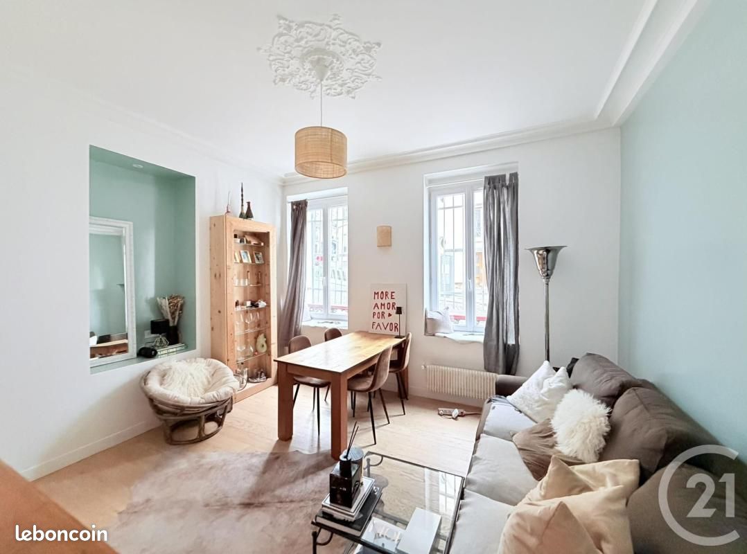 Appartement 2 pièces 35 m² · à Paris · 35 m² · 349 000 €