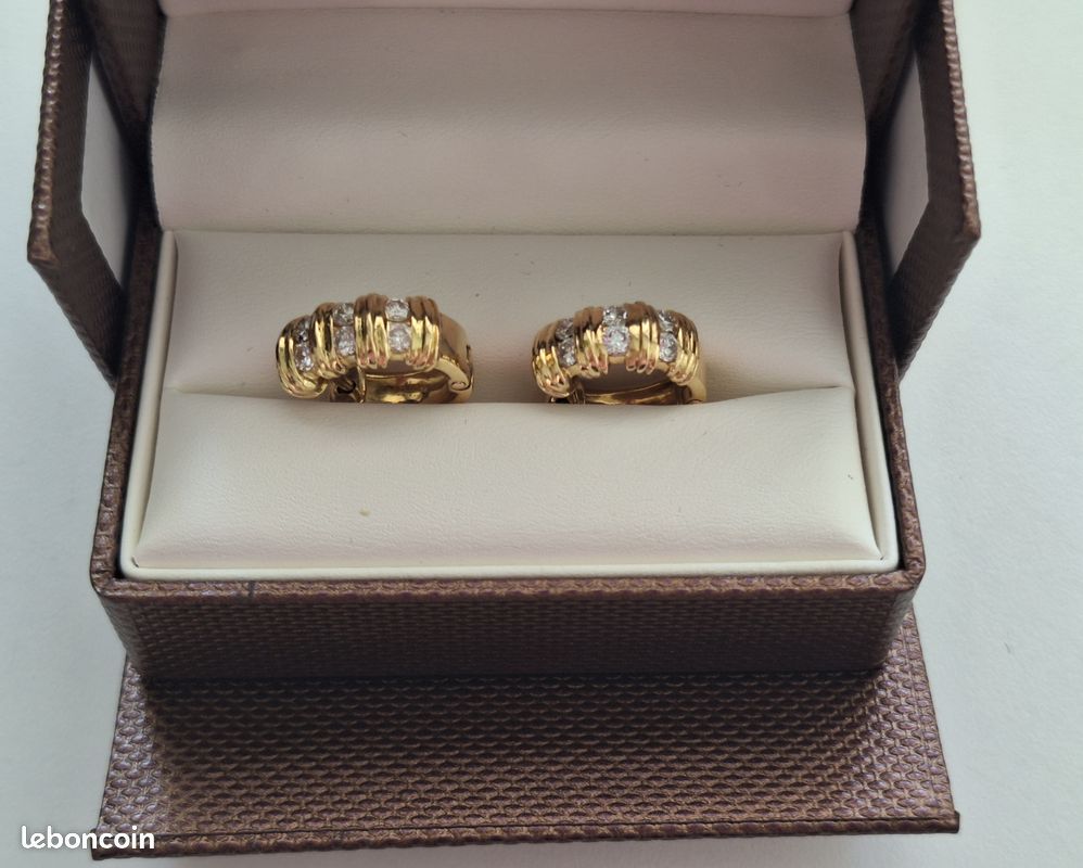 EXC. ÉTAT - ✨️ MAGNIFIQUES BO à CLIPS en OR 18 K & 💎 DIAMANTS 0.80 Carats (image 3)