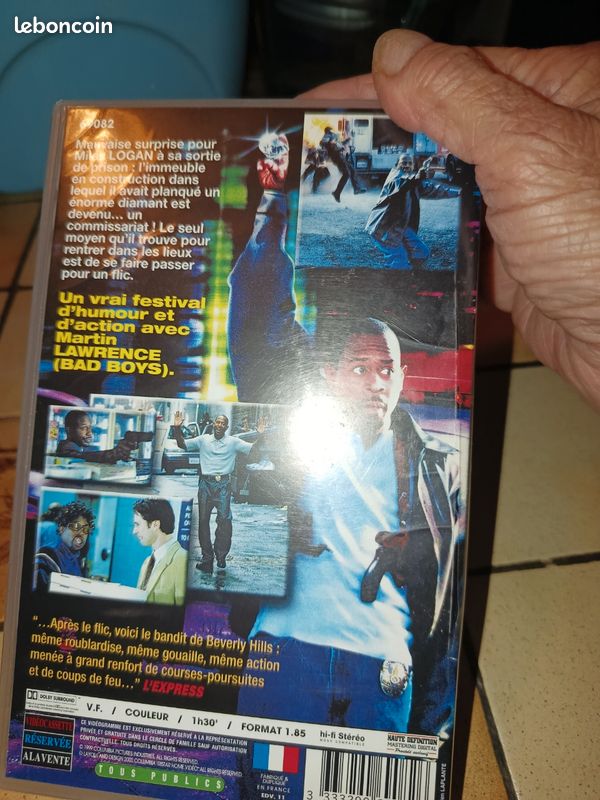 Cassette VHS flic de haut vol en très bon état (image 3)
