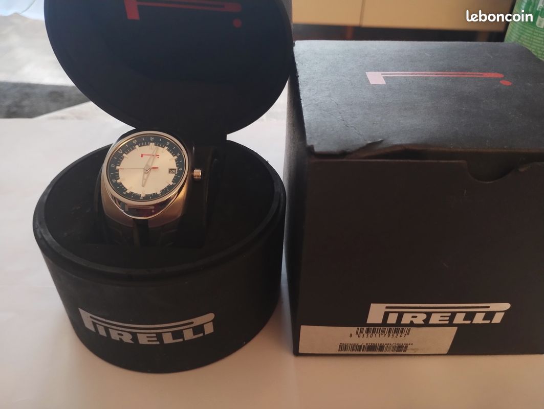 Montre homme Pirelli PZERO Time 7951101425 TBE (image 4)