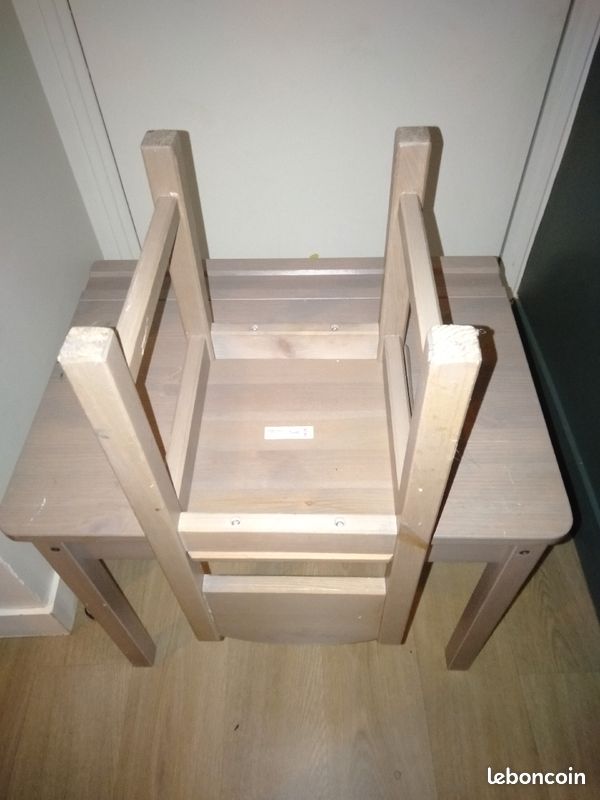 Bureau et chaise pour enfants (image 3)