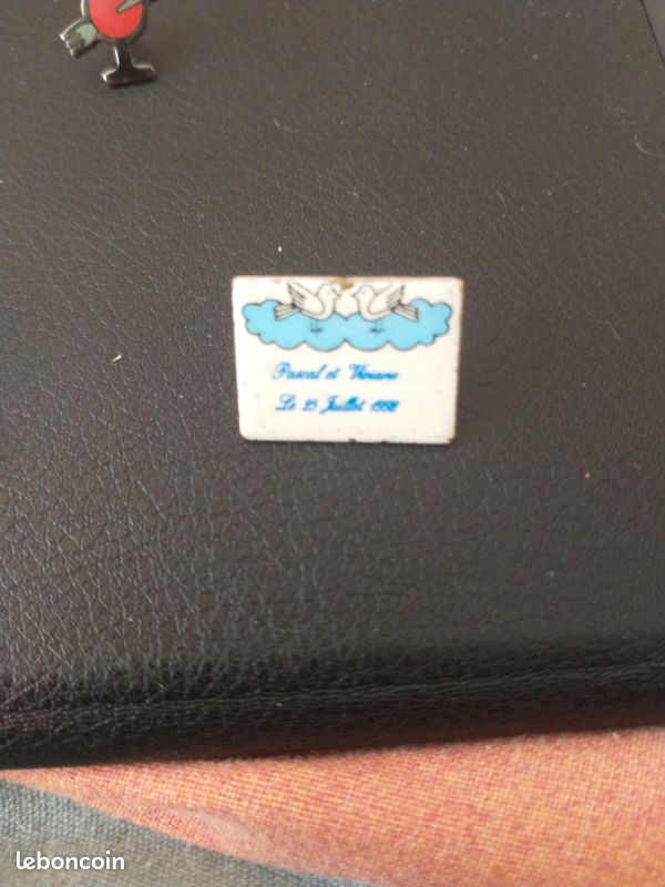 Pins rare (image 7)