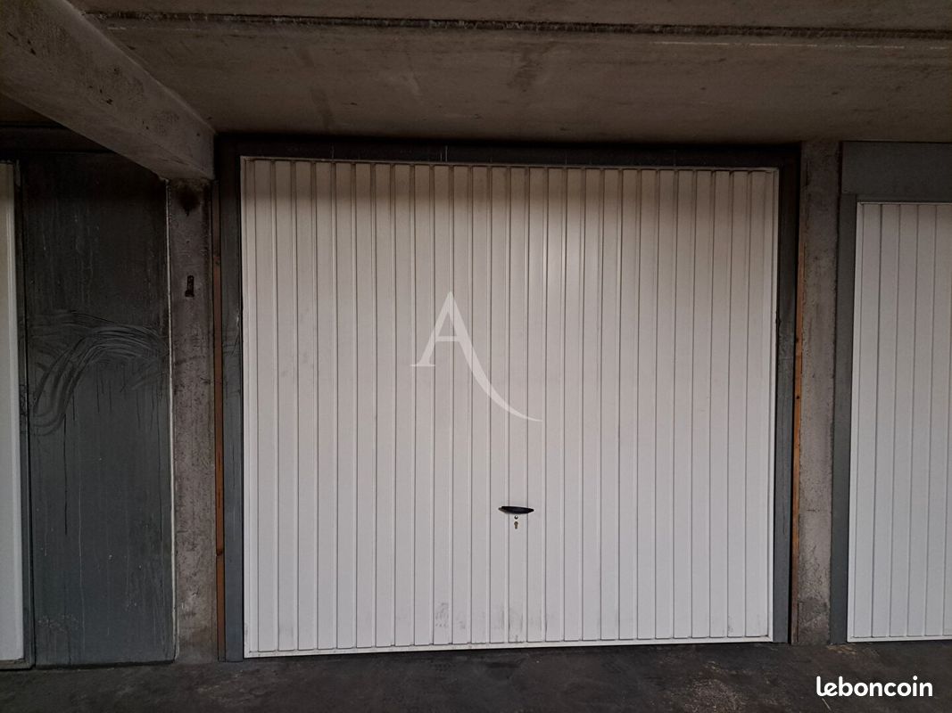 Parking 12 m² · à Nice · 12 m² · 25 000 €