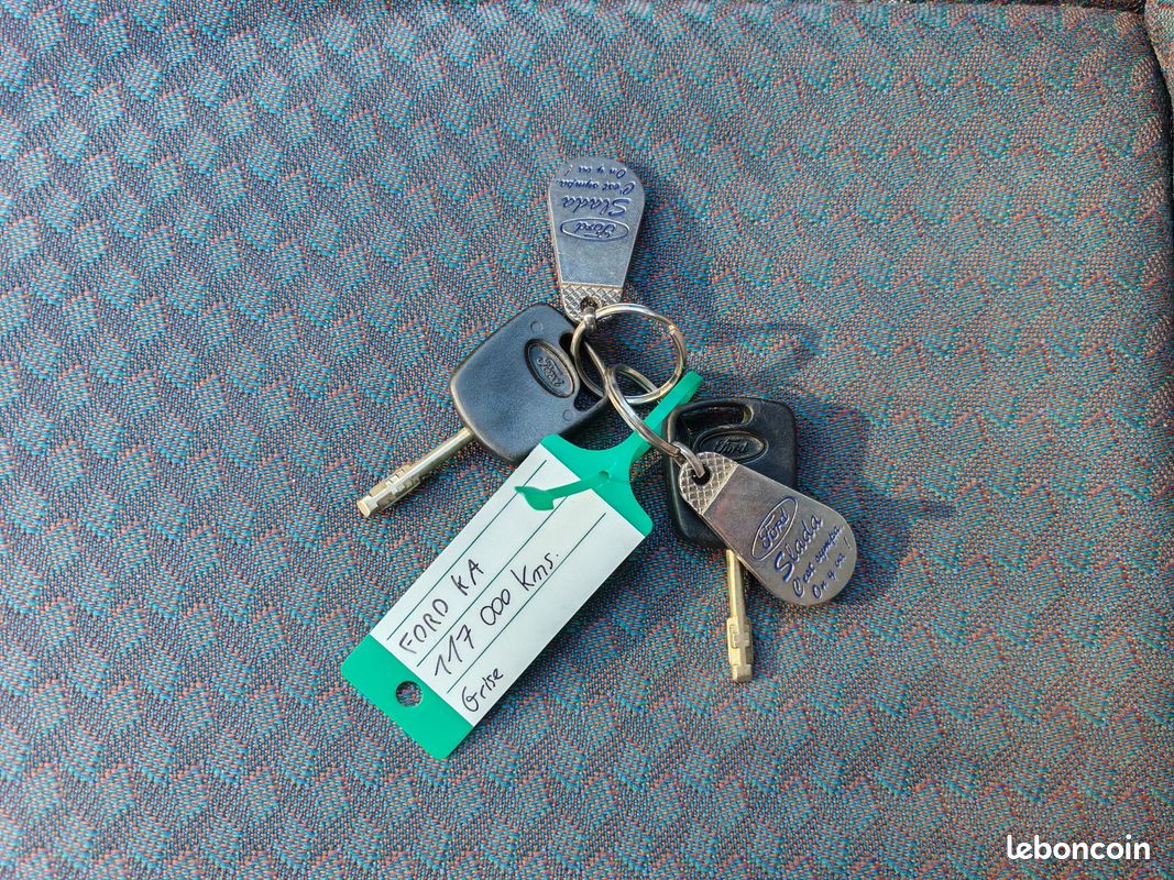 FORD KA 1.3 60ch - GRIS - 29/01/2001 - 117 100 KM - 3 490 - Garantie 3 mois incluse - Idéal ville ou jeune conducteur (image 10)