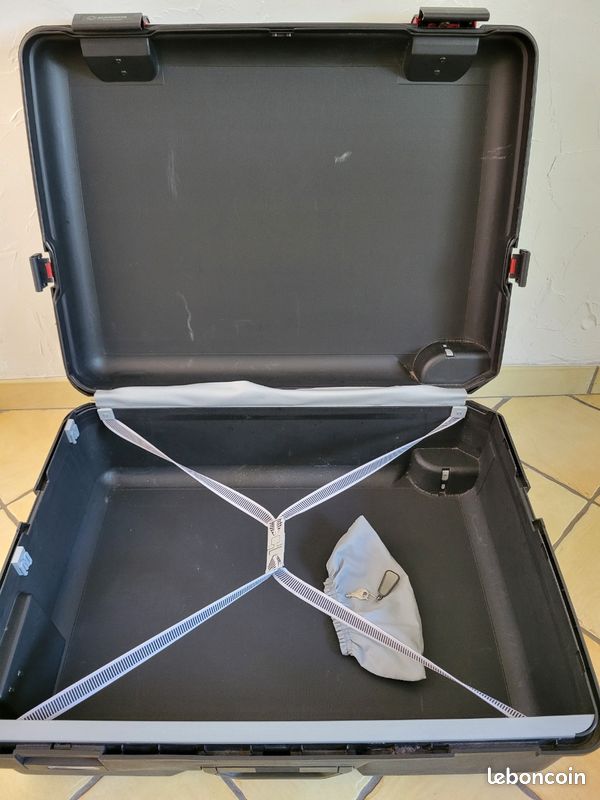 Valise à coque ultra résistante (image 2)