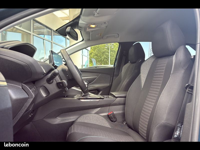 Peugeot 3008 Puretech 130ch S&S BVM6 Style (image 14)