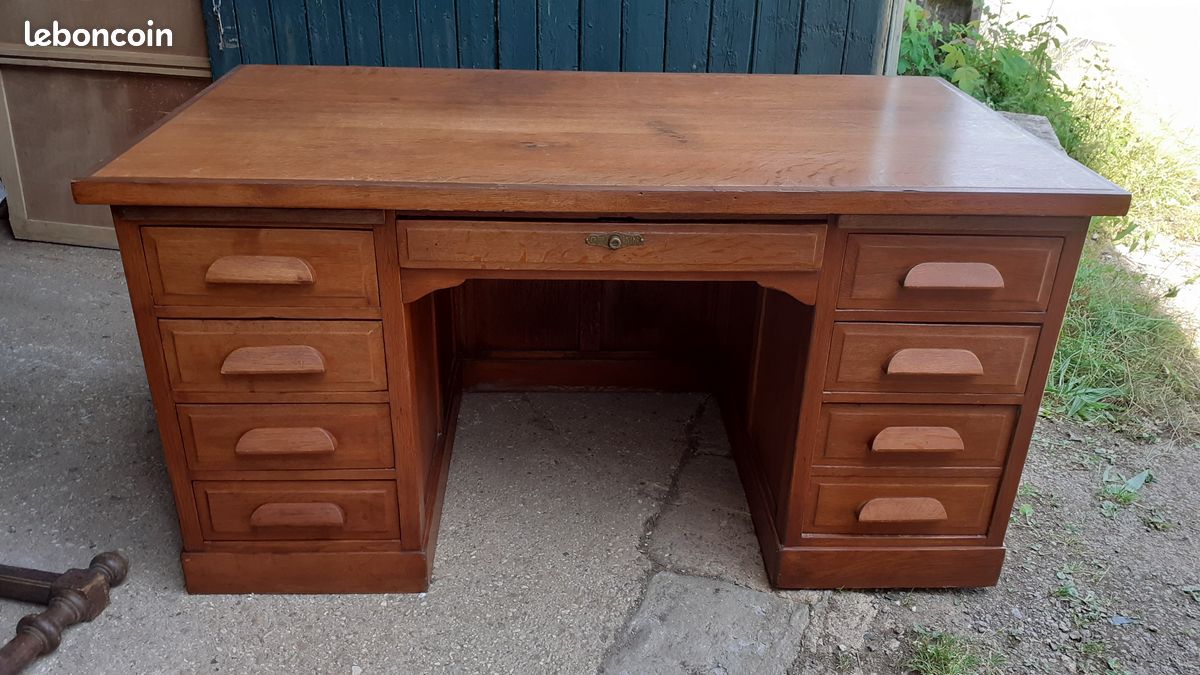Bureau ancien en chêne (image 1)