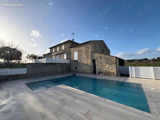 Maison 7 pièces 225 m²