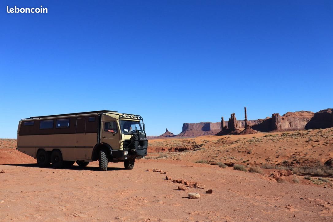 Camion d'expédition Mercedes 6X6 sur base de chassis 2628A