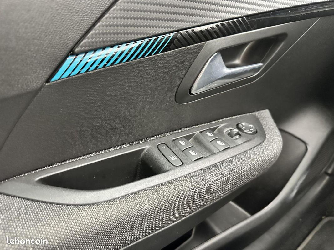 PEUGEOT E-208 136ch 50KWH de 2022 - 1ère Main - Style (image 16)