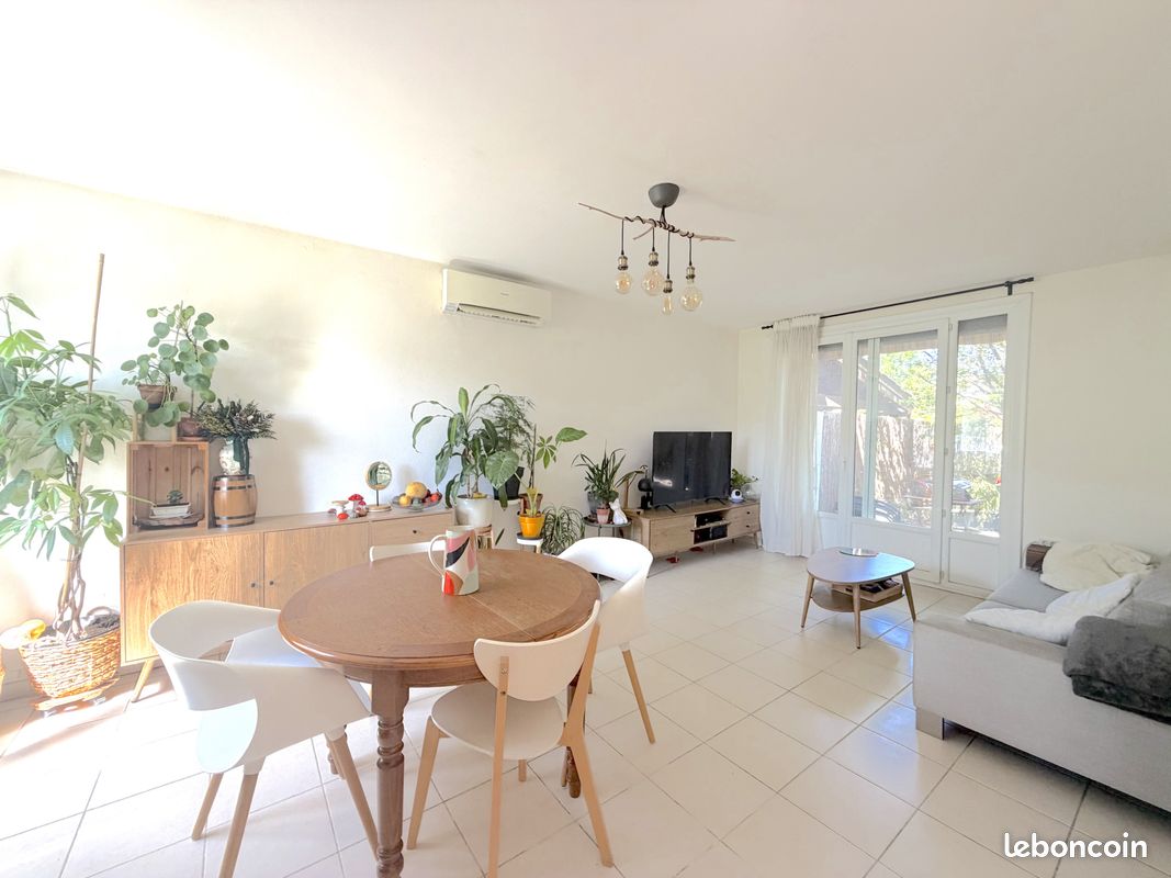 Maison 5 pièces 100 m² · à Fenouillet · 100 m² · 285 000 €