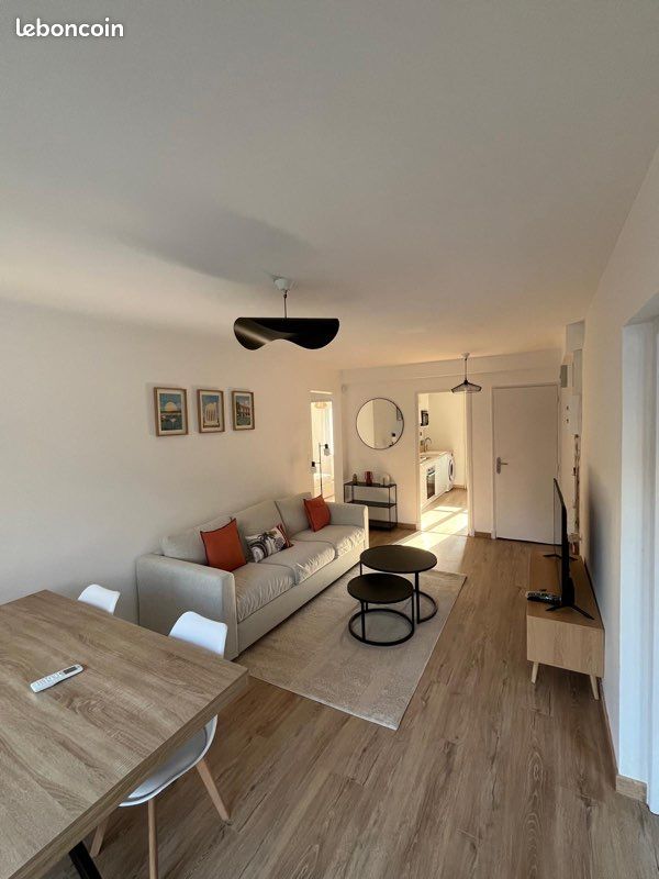 Appartement 5 pièces 70 m² · à Nîmes · 70 m² · 550 €/mois