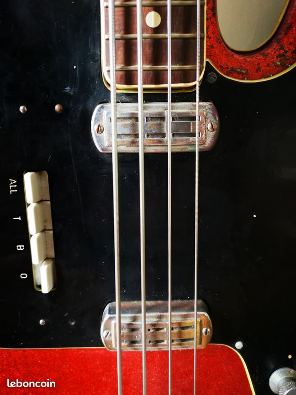 Basse italienne Crucianelli années 60 (image 12)