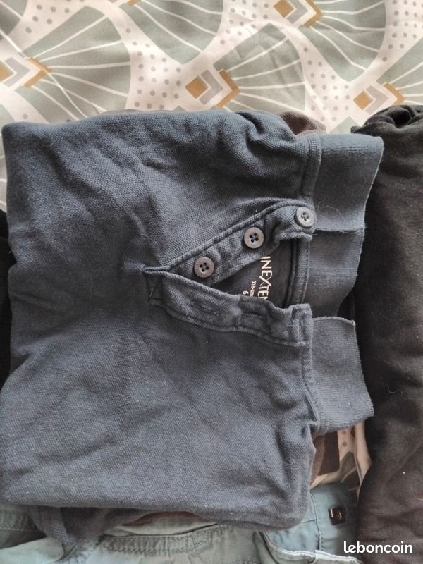 Vends lot 4 short, 3 polo et tee-shirt shirt taille 6 ans (image 3)