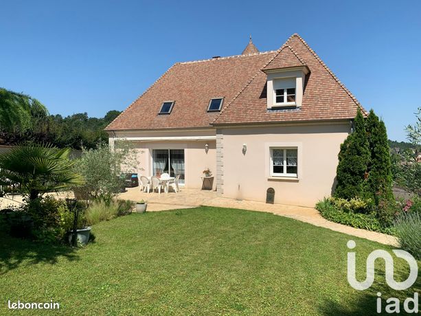 Maison 7 pièces 200 m²