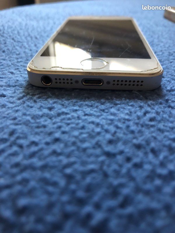 Vends iPhone 5s pour pièces (image 8)