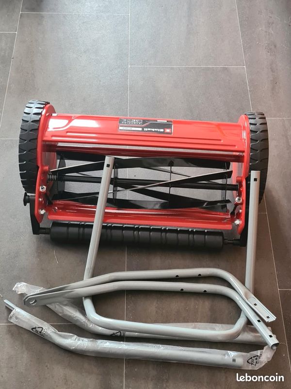 Einhell Tondeuse à gazon manuelle GC-HM 400 (jusqu’à 250 m², cylindre de coupe, 5 lames en acier, réglage de la hauteur de coupe sur 4 niveaux de 13 à 37 mm, bac de ramassage de 27 litres) (image 1)