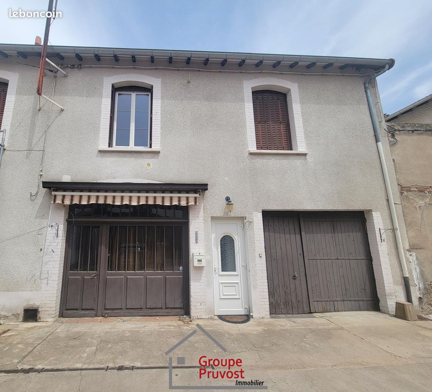 Maison 4 pièces 90 m² · à Le Coteau · 90 m² · 137 000 €
