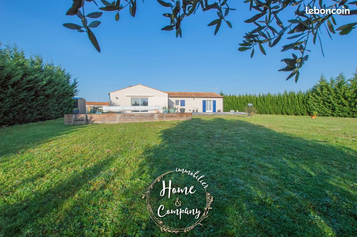 Maison 5 pièces 151 m² · à Montpellier-de-Médillan · 151 m² · 363 000 €