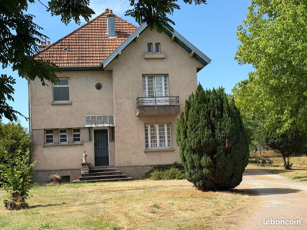 Maison 5 pièces 135 m² · à Lure · 135 m² · 205 000 €