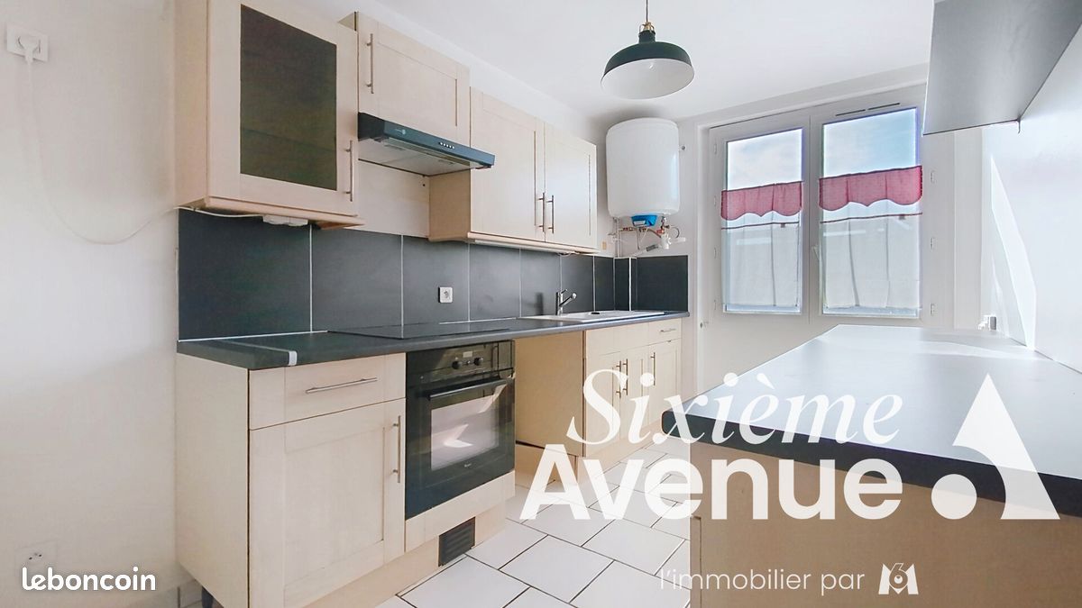 Appartement 3 pièces 59 m² · à Saint-Priest · 59 m² · 129 000 €