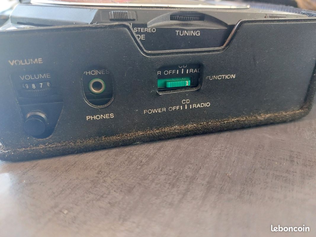 SONY 送り込ん ソニー Discman D-55T & BP-200バッテリーパック 