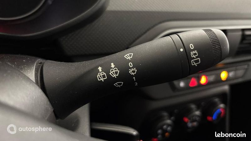Dacia Sandero 1.0 SCe 65ch Essential (image 24)