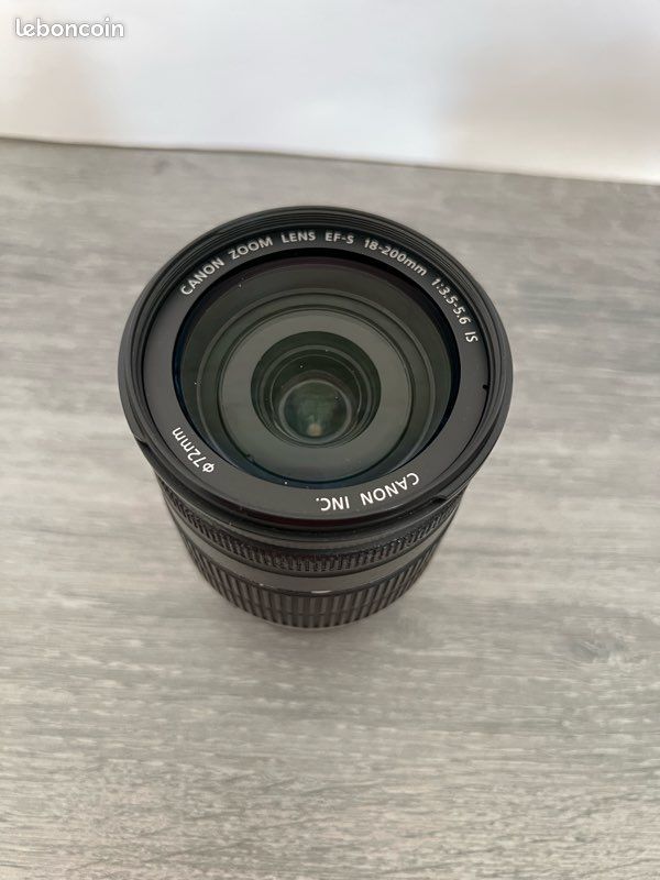 Canon EOS 1000D + objectif 18-200mm (image 7)