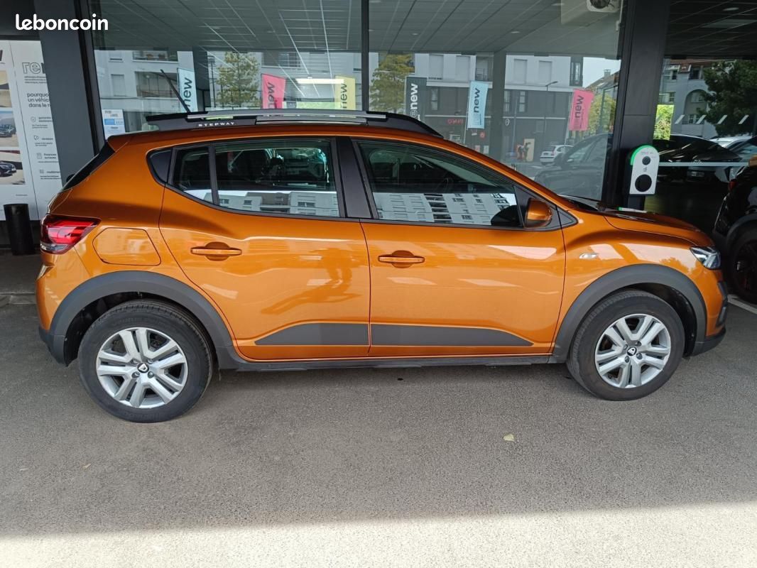 Dacia Sandero TCe 90 - 22 Stepway Confort (image 3)
