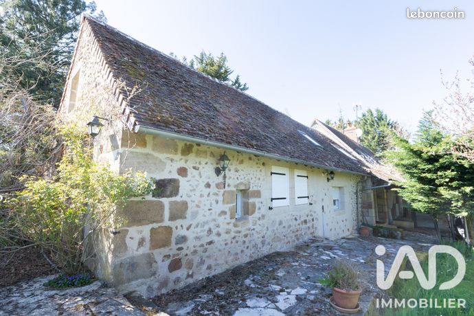 Propriété 7 pièces 224 m²