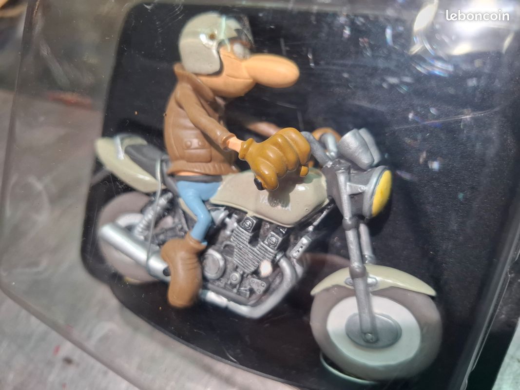 Figurine Joe bar team YAMAHA XJR (image 2)