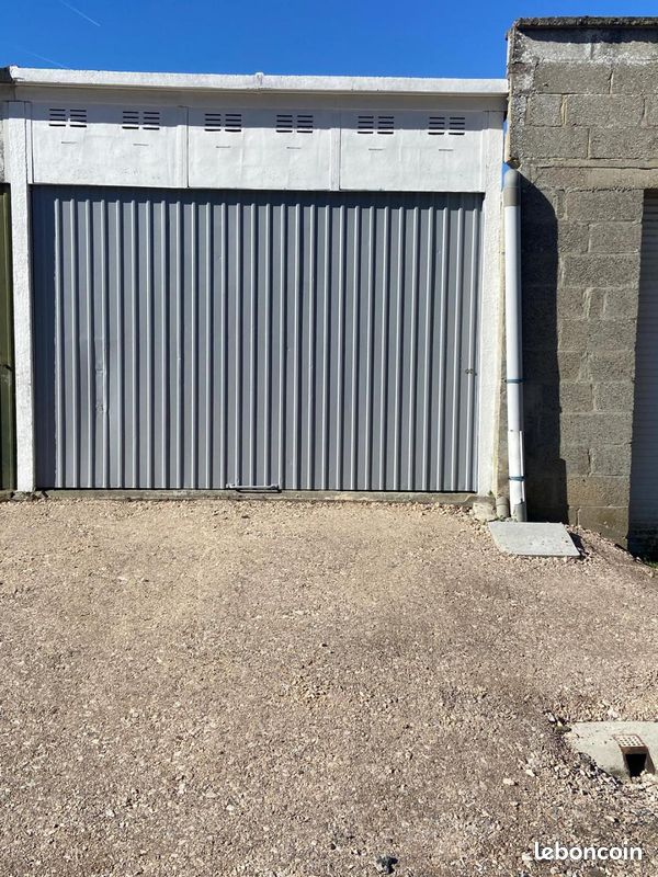 Local commercial 1 pièce 18 m² · à Albert · 18 m² · 15 000 €
