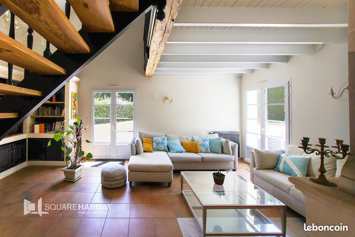 Maison 5 pièces 160 m² · à Essarts-en-Bocage · 160 m² · 340 000 €
