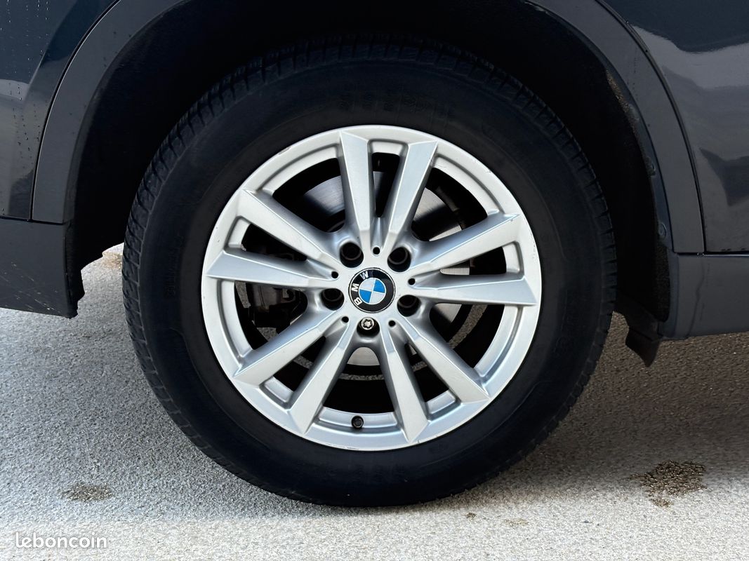 BMW X5 F15 25D 231 ch BVA8 Lounge Plus / 7 places / Sièges Electriques à mémoire... (image 37)
