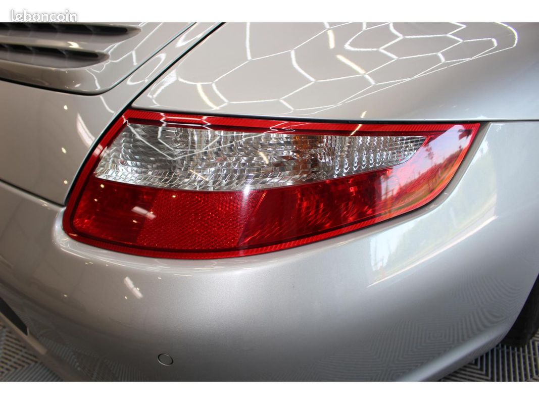 PORSCHE 911 Carrera 4S 3.8i -TYPE 997 BVA Tiptronic - suivi complet (image 25)