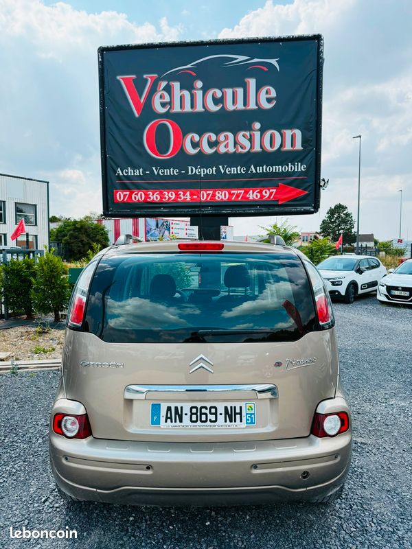 CITROEN C3 Picasso 1.6 HDi90 Confort (image 3)