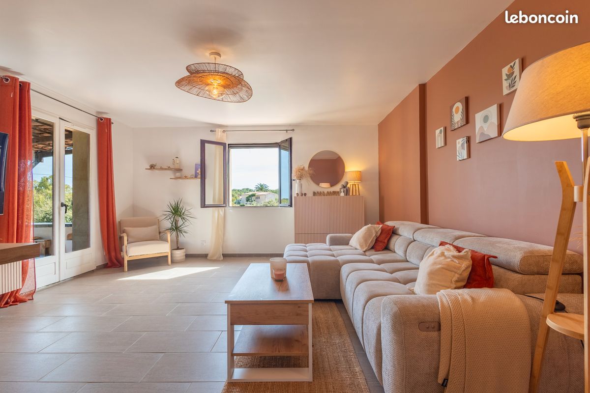 Maison 7 pièces 144 m² · à Antibes · 144 m² · 750 000 €
