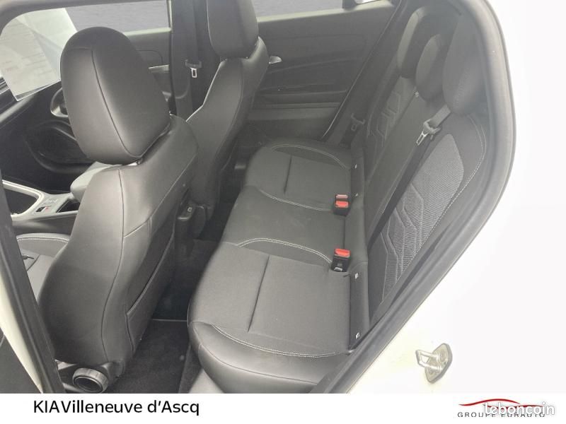 Jeep Avenger 1.2 Turbo T3 110ch MHEV Summit BVR6 eHybrid (image 12)