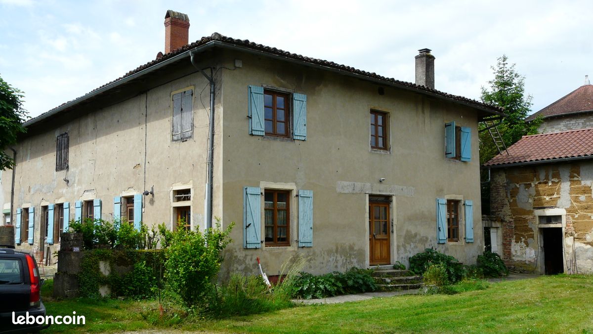 Maison 6 pièces 157 m² · à Curciat-Dongalon · 157 m² · 249 500 €