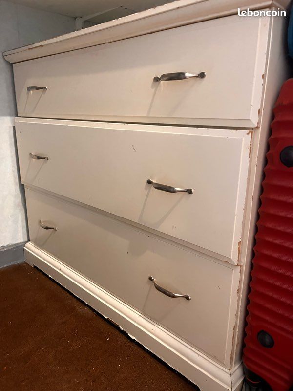 Commode IKEA blanche 3 gds tiroirs Bon état (image 5)