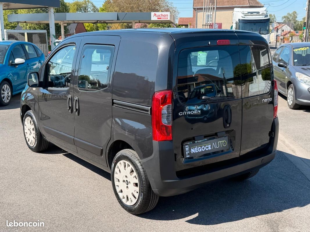 Citroen nemo 1,4 HDi 70 ch 5 P (distribution neuve + embrayage) (image 2)