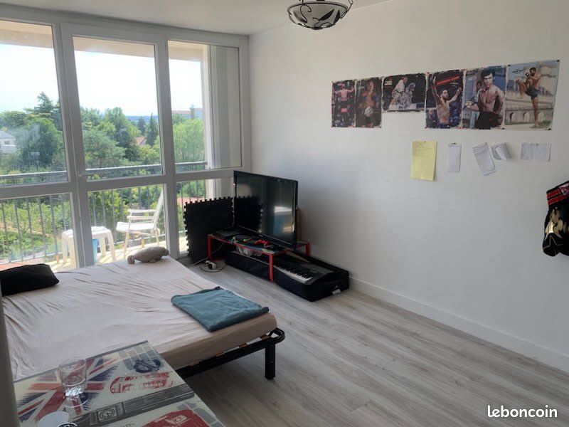 Appartement 1 pièce 32 m² · à Limoges · 32 m² · 385 €
