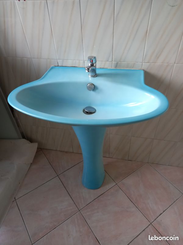 Lavabo vintage bleu (image 1)