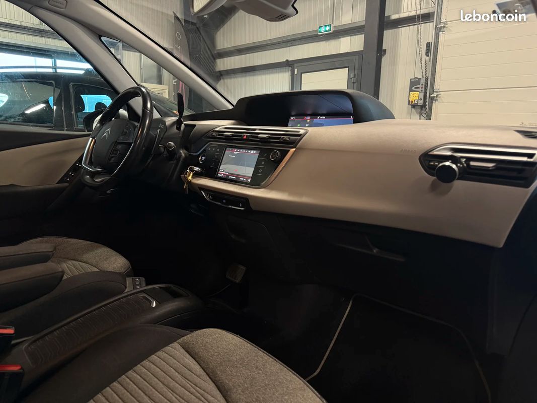 Citroën C4 SPACETOURER Feel / VEHICULE FRANCAIS (image 12)