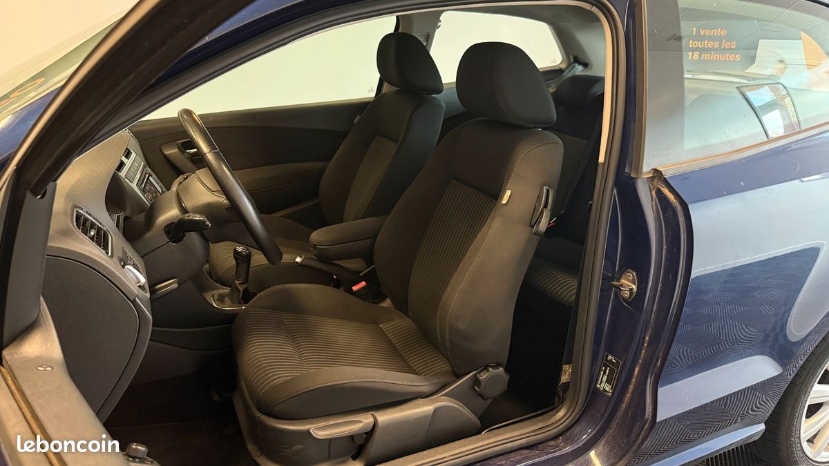 VOLKSWAGEN POLO 1.4 85 SPORT LINe (image 5)