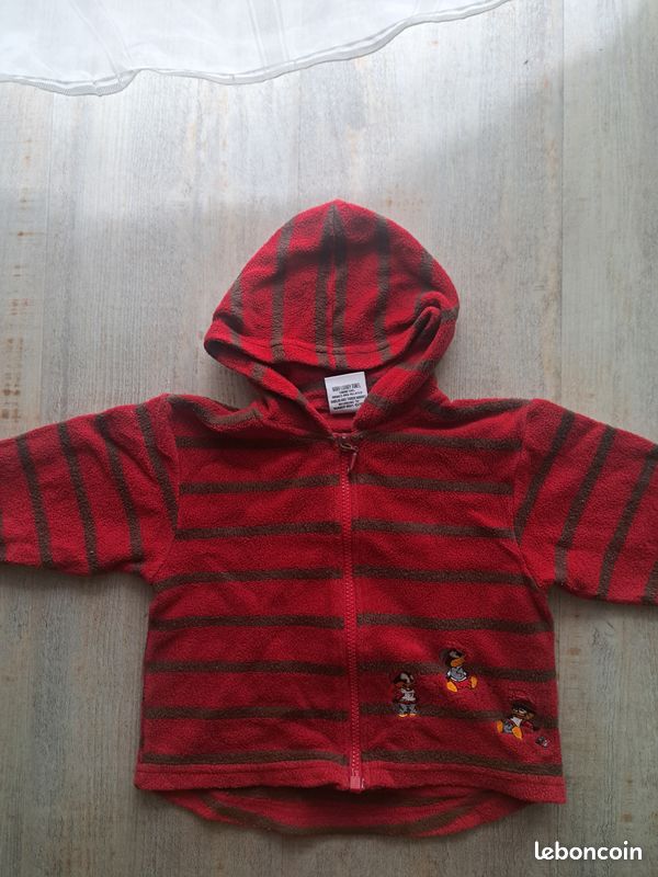 Gilet ZIPPÉ rouge avec Capuche - TAILLE 18MOIS (86cm) - (image 1)