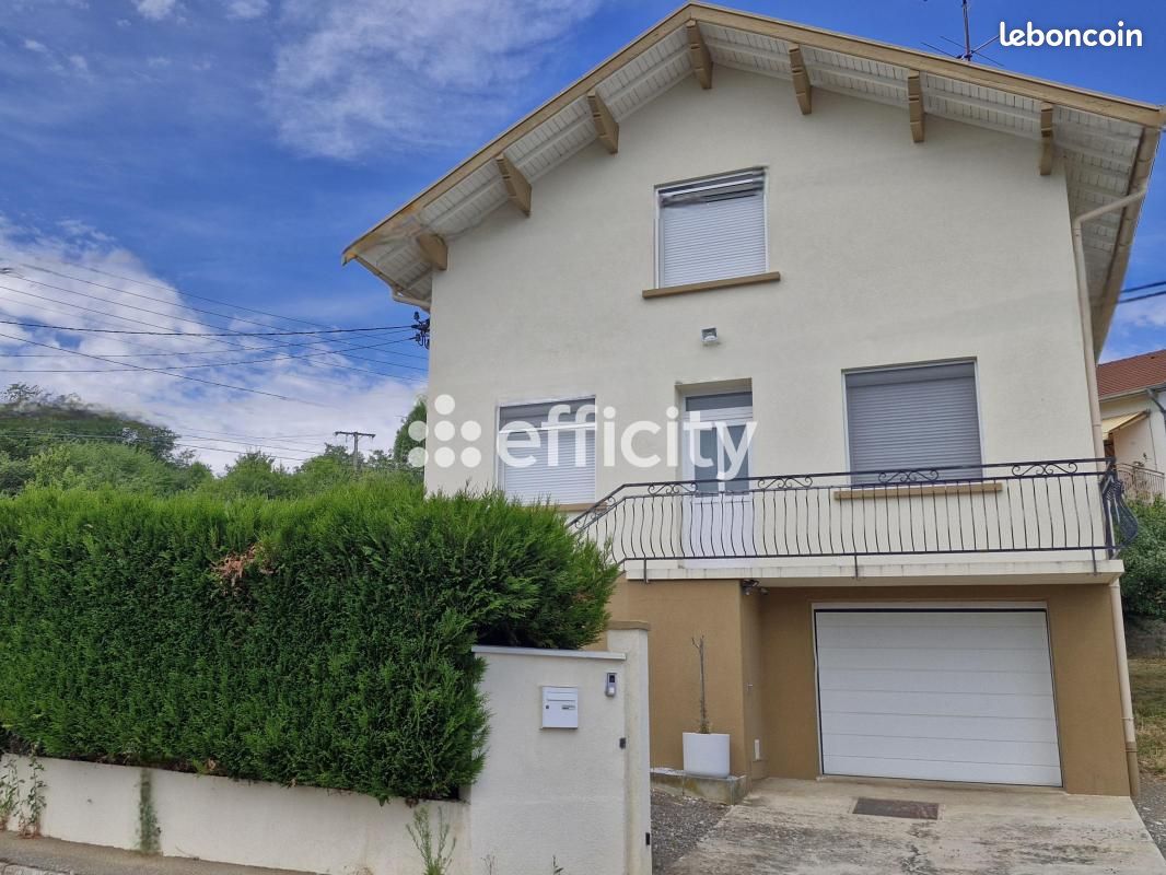 Maison 6 pièces 115 m² · à La Côte-Saint-André · 115 m² · 275 000 €