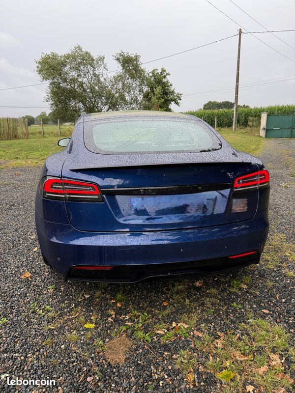 Tesla S Plaid (image 3)