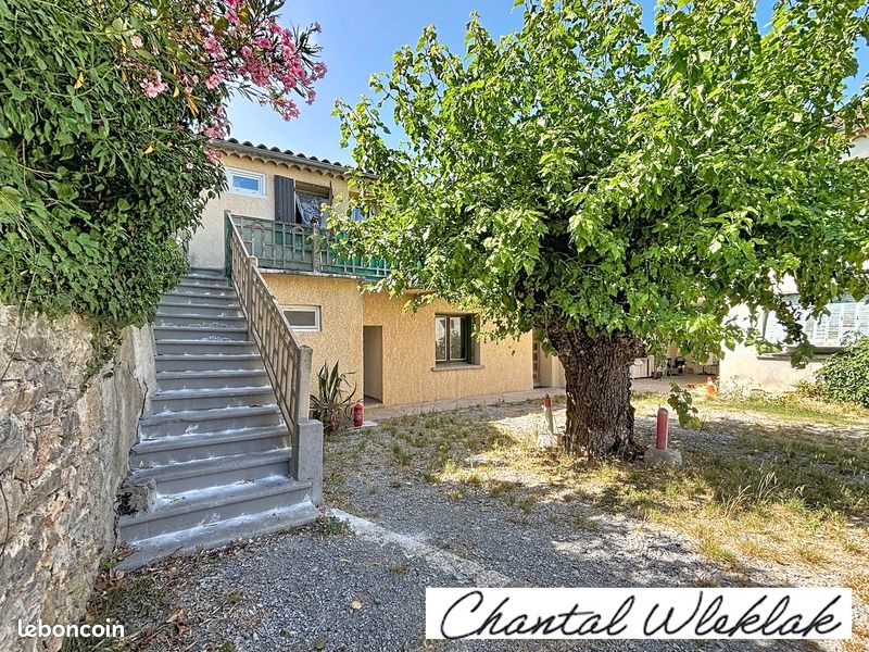 Maison 10 pièces 145 m² · à Lachapelle-sous-Aubenas · 145 m² · 175 000 €